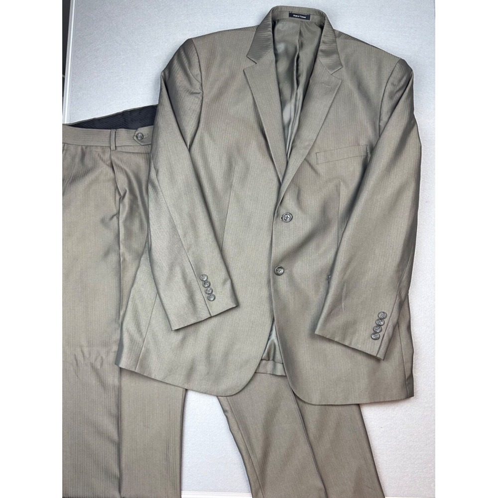 Geoffrey Beene 2 Piece Suit Mens 46R 41x30 Olive Striped